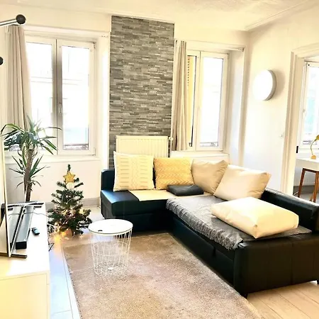 Lumiere Secrete Centre Parking Tram Apartment *
